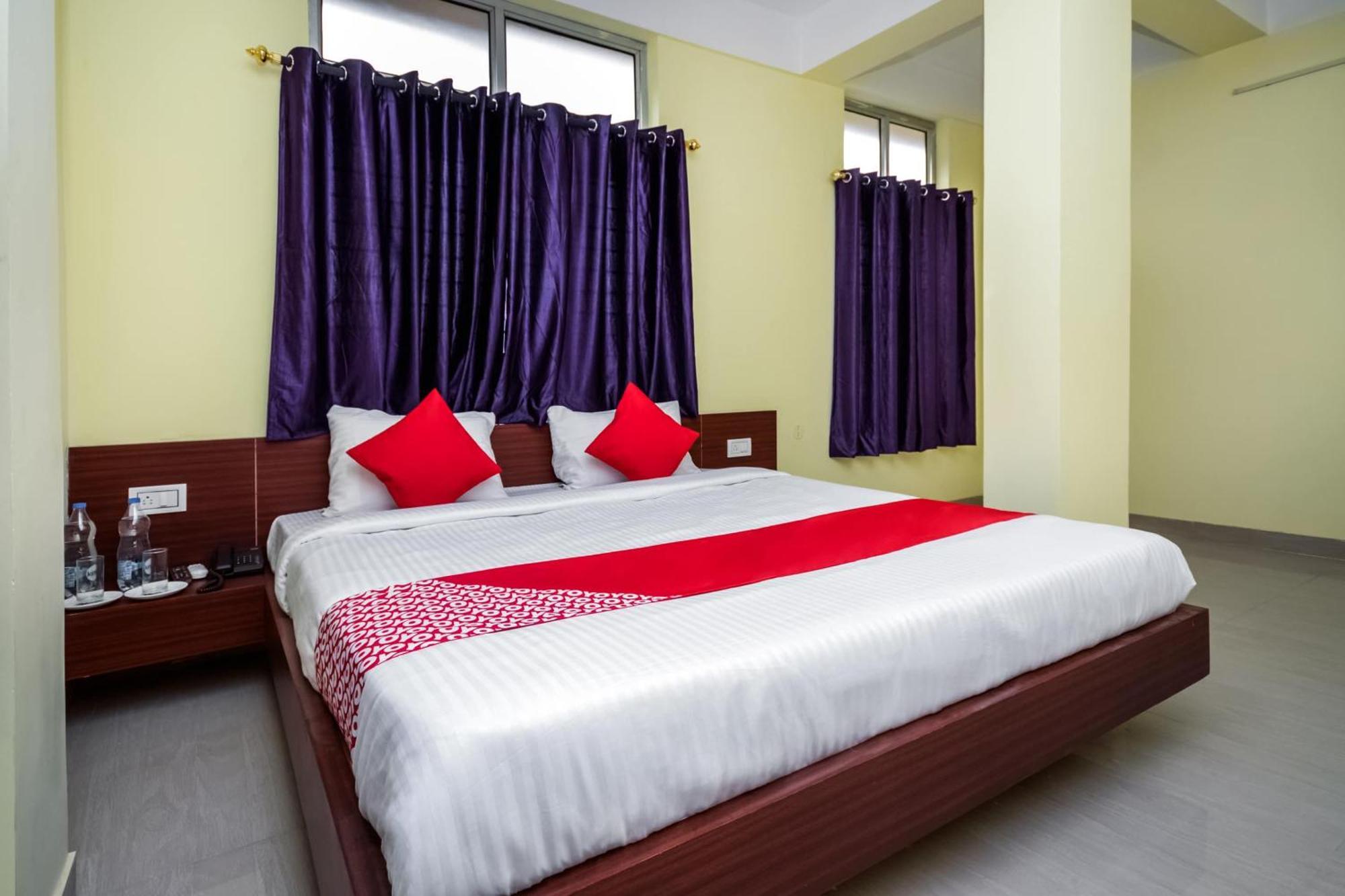 Hotel Vaccinated Staff- OYO Flagship 22365 Bimal Residency GS Road Dispur Exterior foto